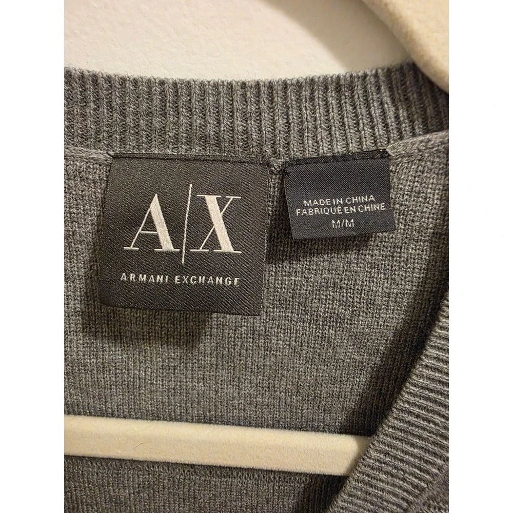 Armani Exchange Mens V-Neck Sweater Gray Textured Stripe AX Logo Medium